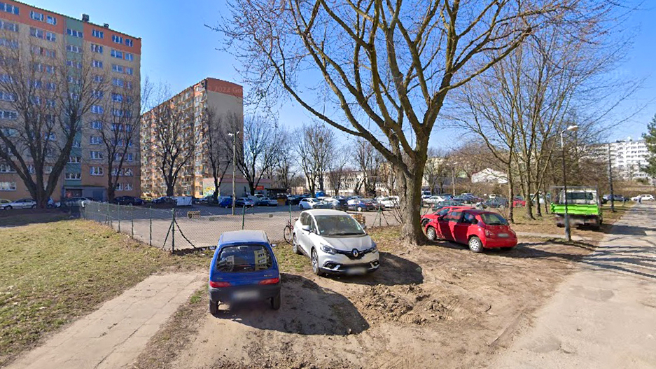 Parking stoi pusty, zamiast służyć mieszkańcom