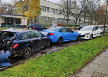 Rozbite samochody na Górnej