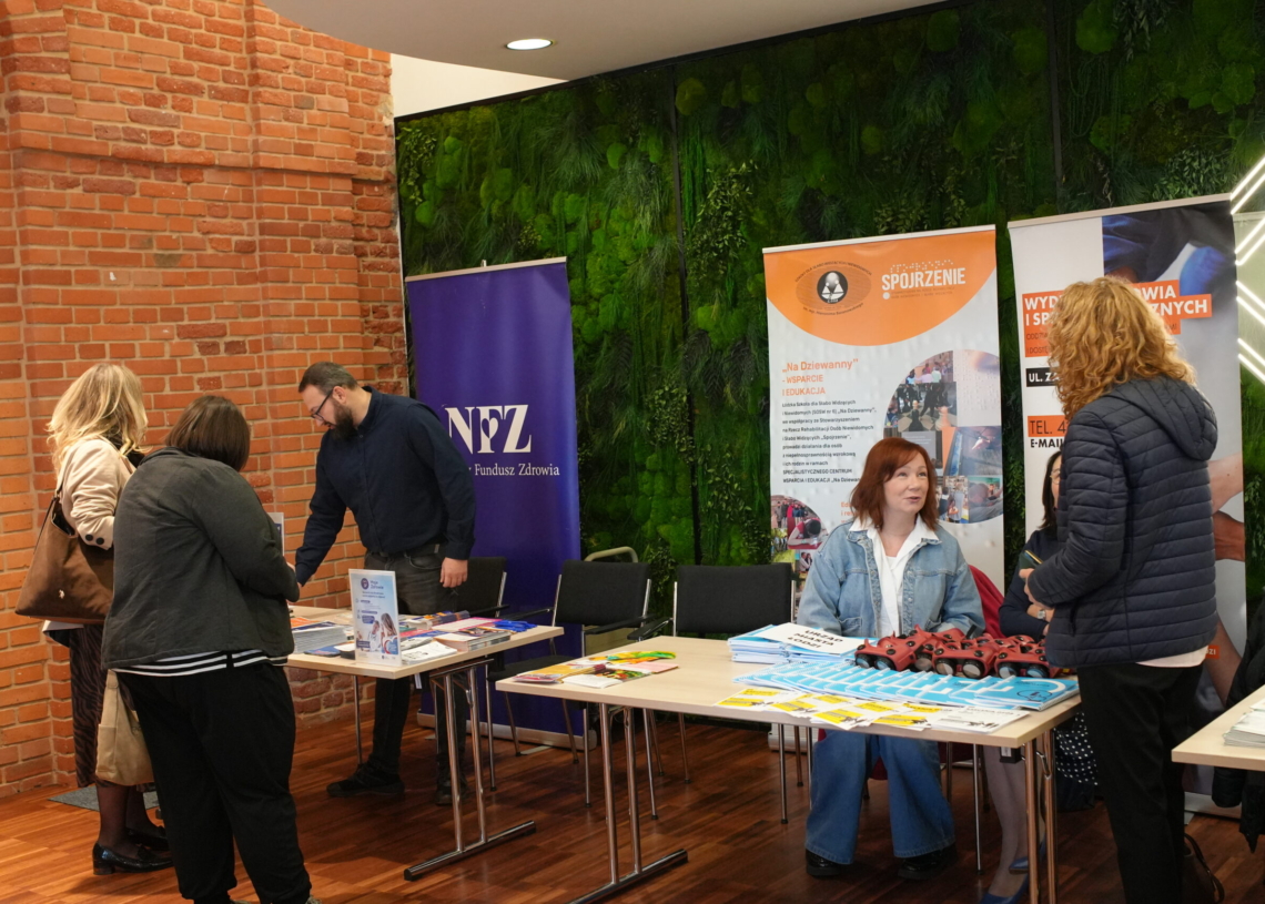 Konferencja (Nie)pełnosprawni na rynku pracy w ŁSSE. "Sytuacja tych osób uległa znacznej poprawie, ale to nadal za mało"