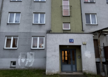 Mieszkańcy Olechowa nie mogą wykupić swoich mieszkań. Powodem mają być... zgubione dokumenty