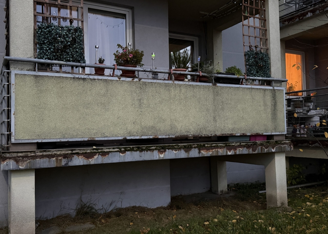 Mieszkańcy Olechowa nie mogą wykupić swoich mieszkań. Powodem mają być... zgubione dokumenty
