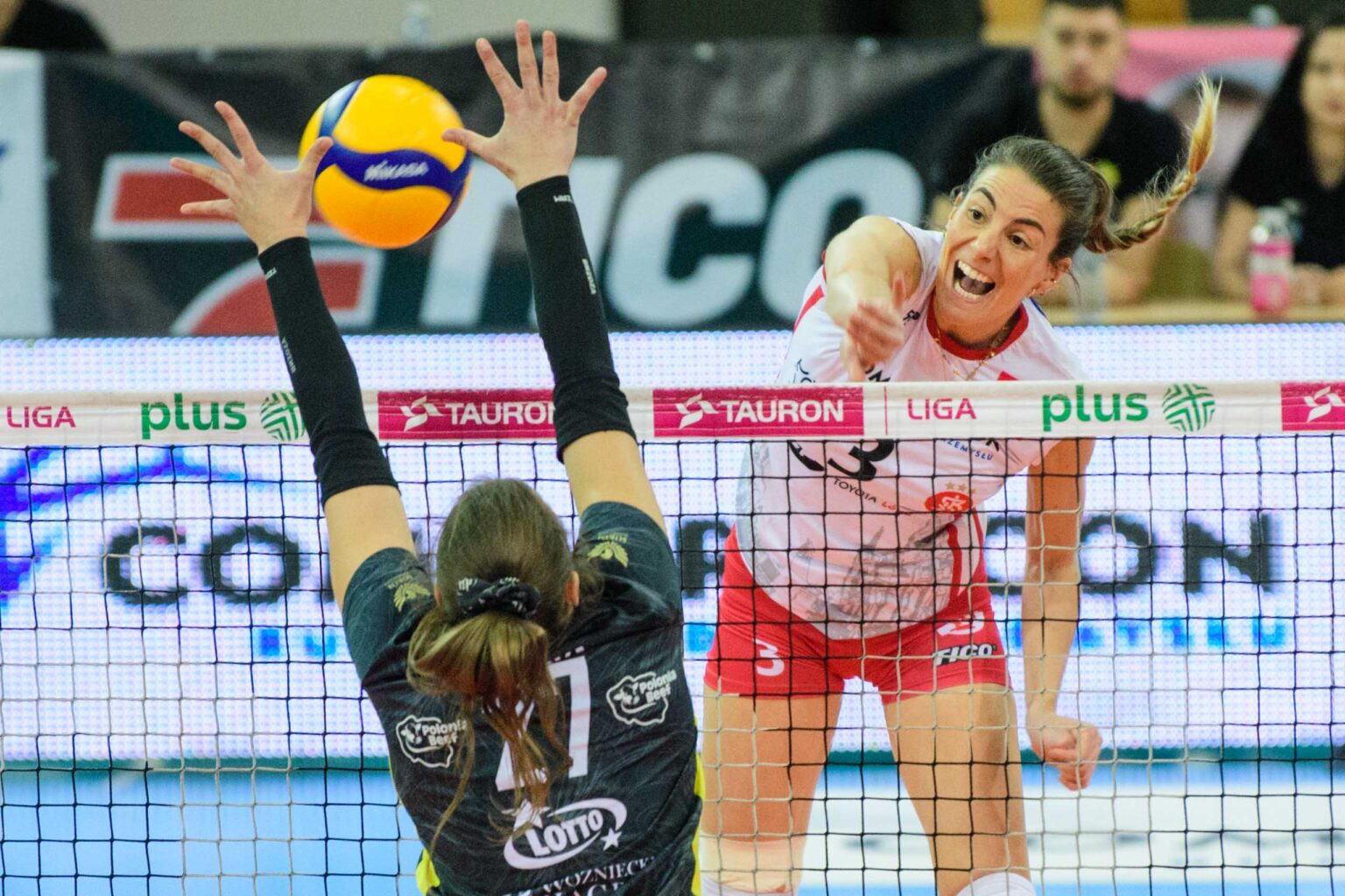 LKS Commercecon Lodz vs Sokol Mogielno fot Sebastian Szwajkowski 4