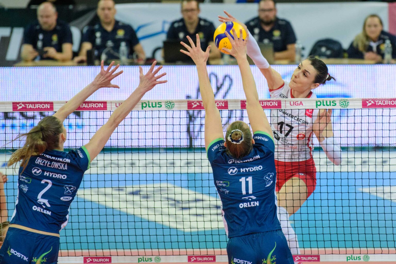 LKS Commercecon vs BKS Bielsko Biala fot Sebastian Szwajkowski 6