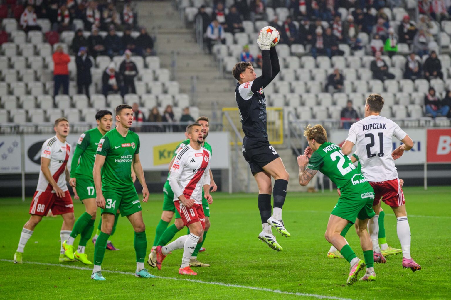 LKS Lodz vs Puszcza Niepolomice fot Sebastian Szwajkowski 4
