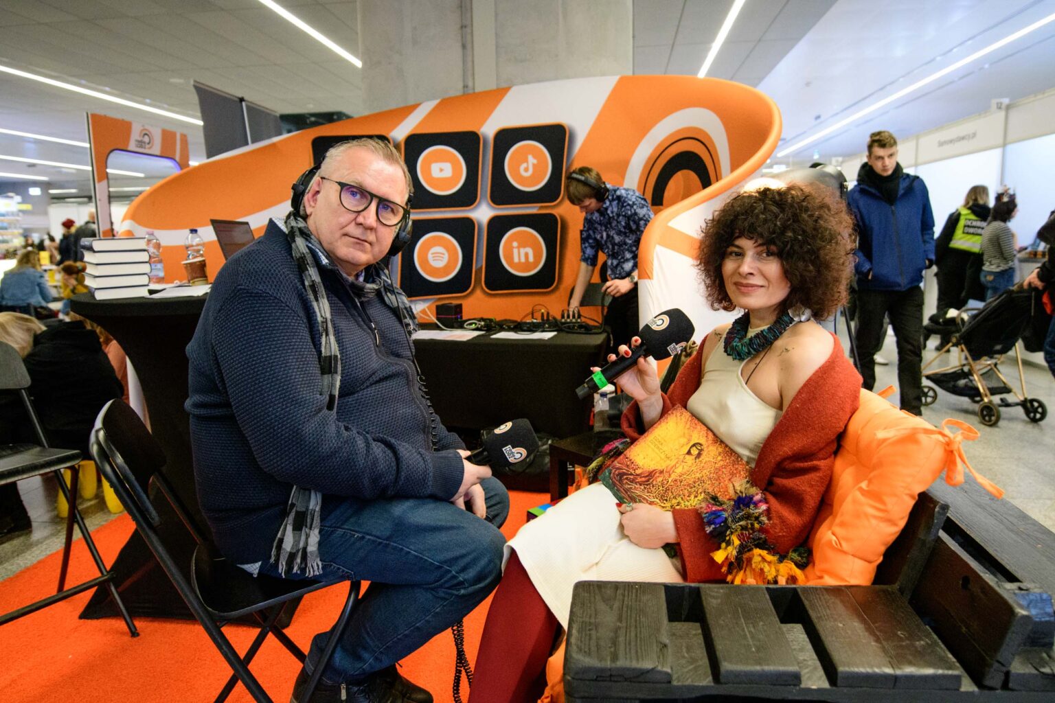 Lodzkie Targi Ksiazki dworzec Fabryczna fot Sebastian Szwajkowski 2