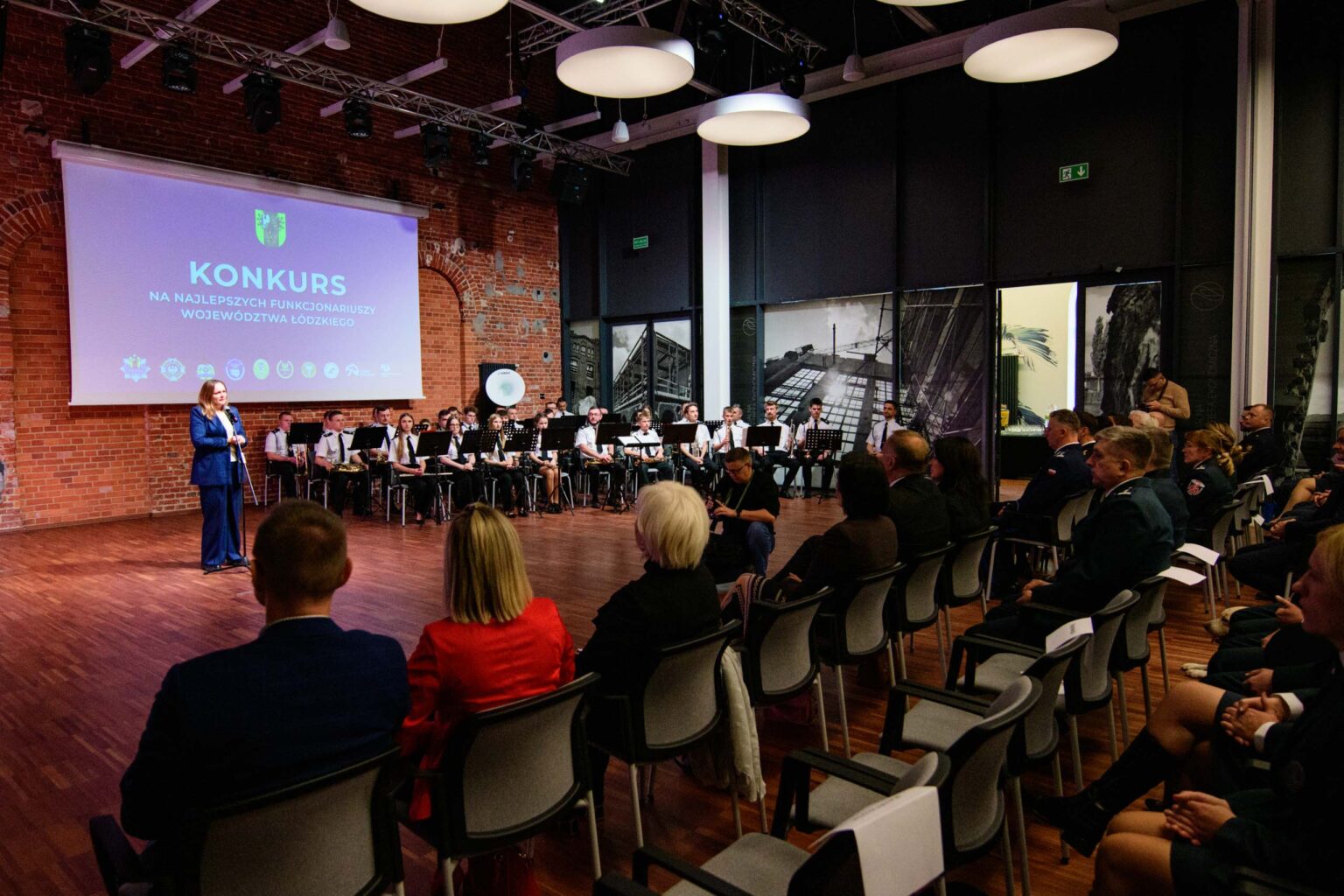 Nagrody Wojewódzkie dla najlepszych funkcjonariuszy fot Sebastian Szwajkowski (1) Nagrody Wojewodzkie dla najlepszych funkcjonariuszy fot Sebastian Szwajkowski 1 1