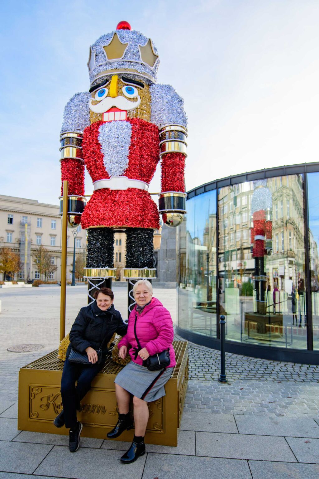 Nowa iluminacja na ul Piotrkowskiej fot Sebastian Szwajkowski 2 1