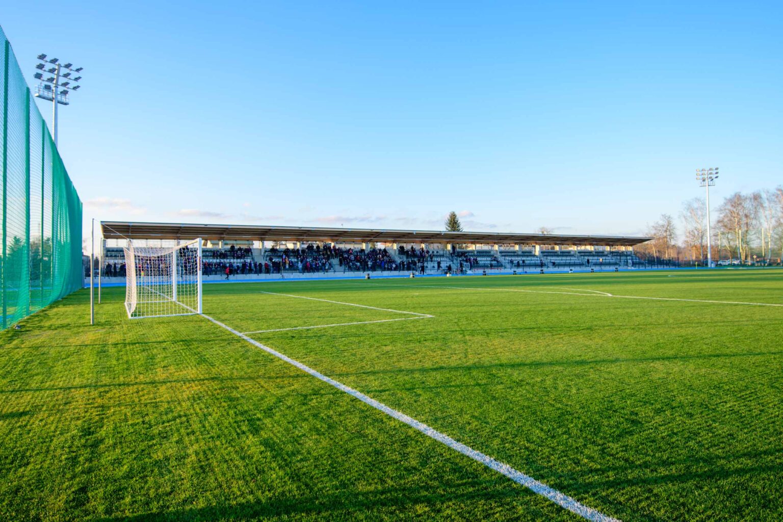 Otwarcie stadionu KKS Koluszki fot Sebastian Szwajkowski 1