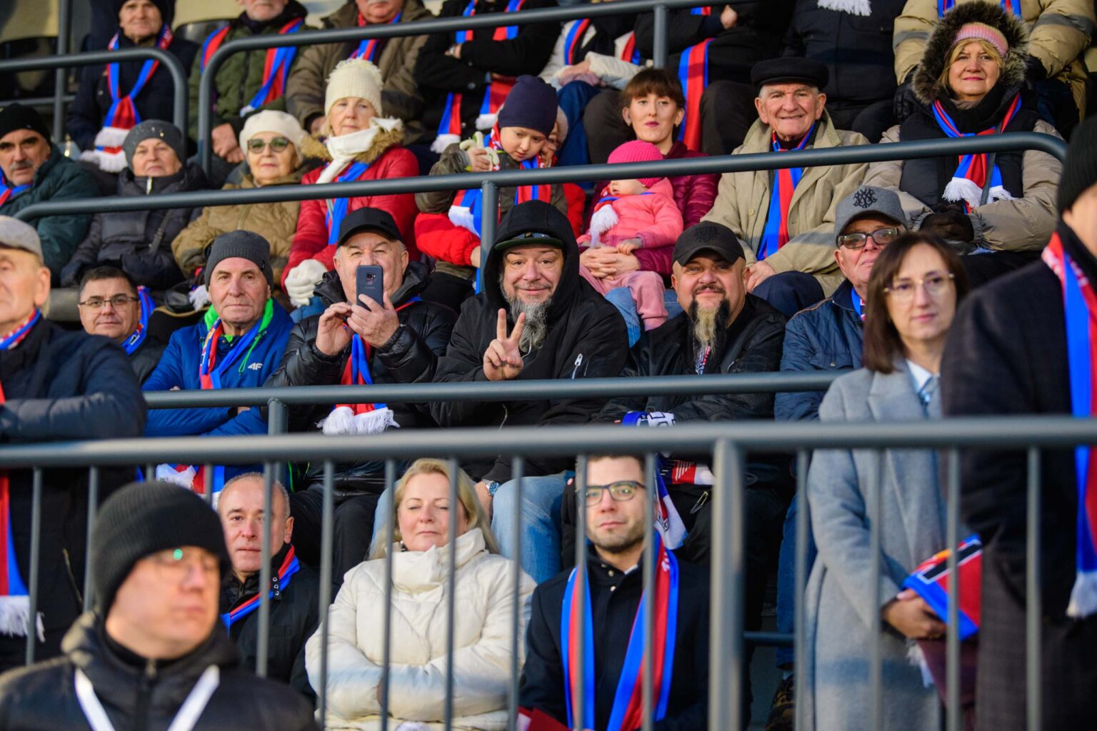 Otwarcie stadionu KKS Koluszki fot Sebastian Szwajkowski 37
