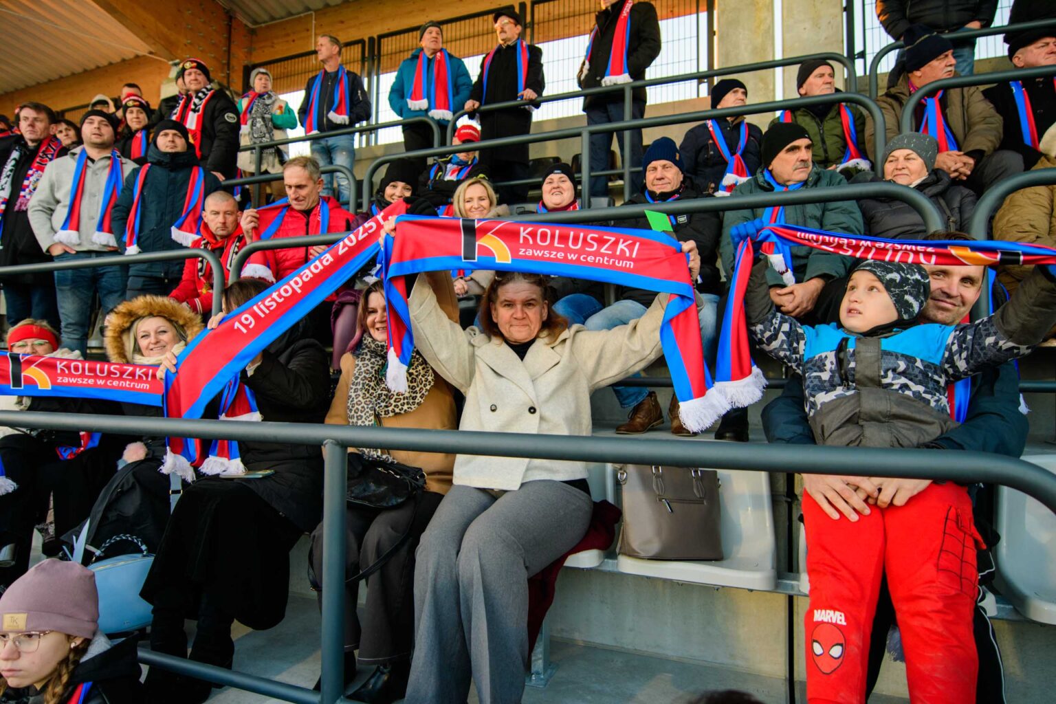 Otwarcie stadionu KKS Koluszki fot Sebastian Szwajkowski 4