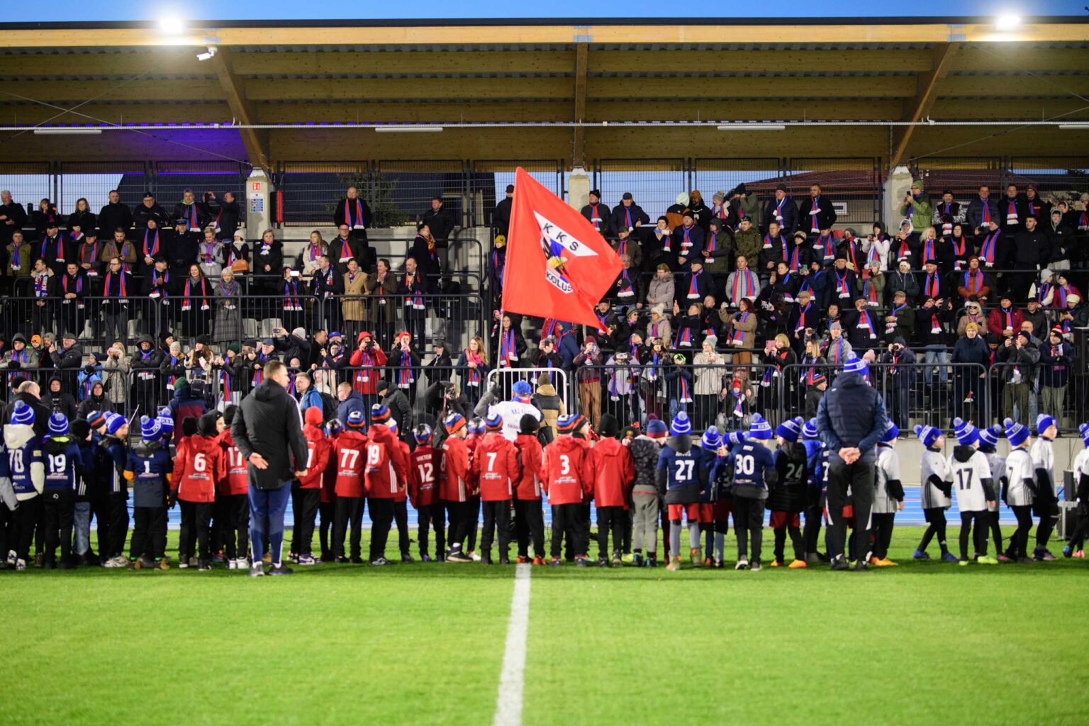 Otwarcie stadionu KKS Koluszki fot Sebastian Szwajkowski 46