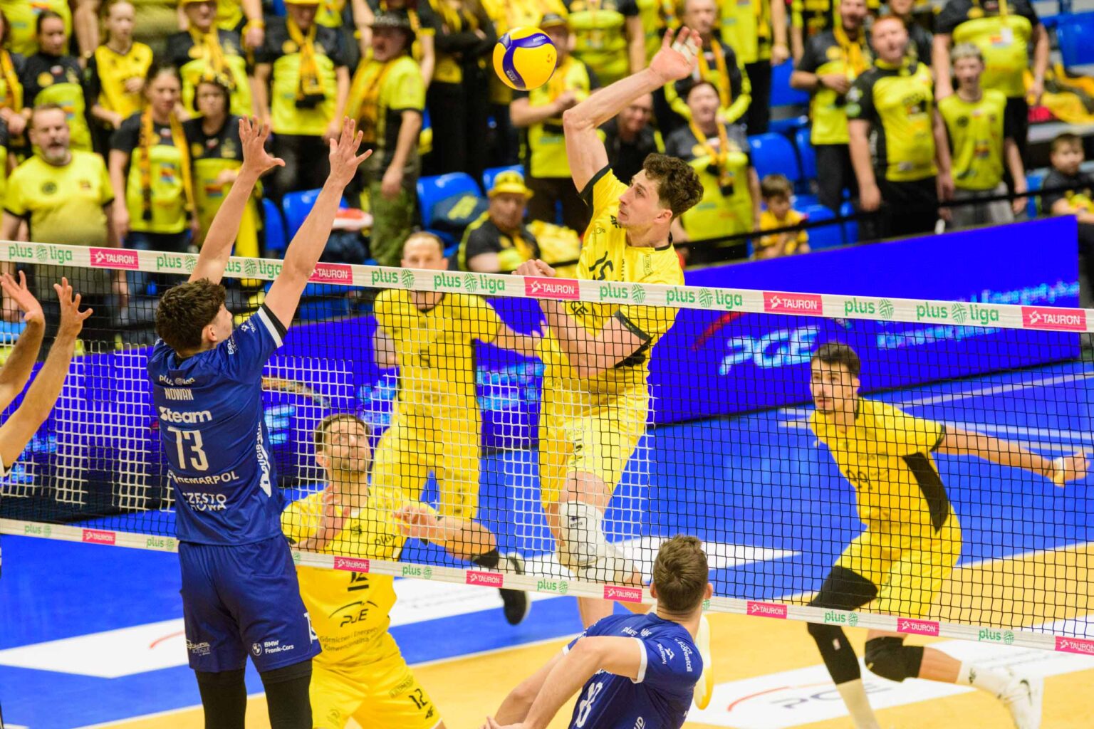 PGE Skra Bełchatów vs Hemarpol Politechnika Częstochowa fot Sebastian Szwajkowski_1 PGE Skra Belchatow vs Hemarpol Politechnika Czestochowa fot Sebastian Szwajkowski 1