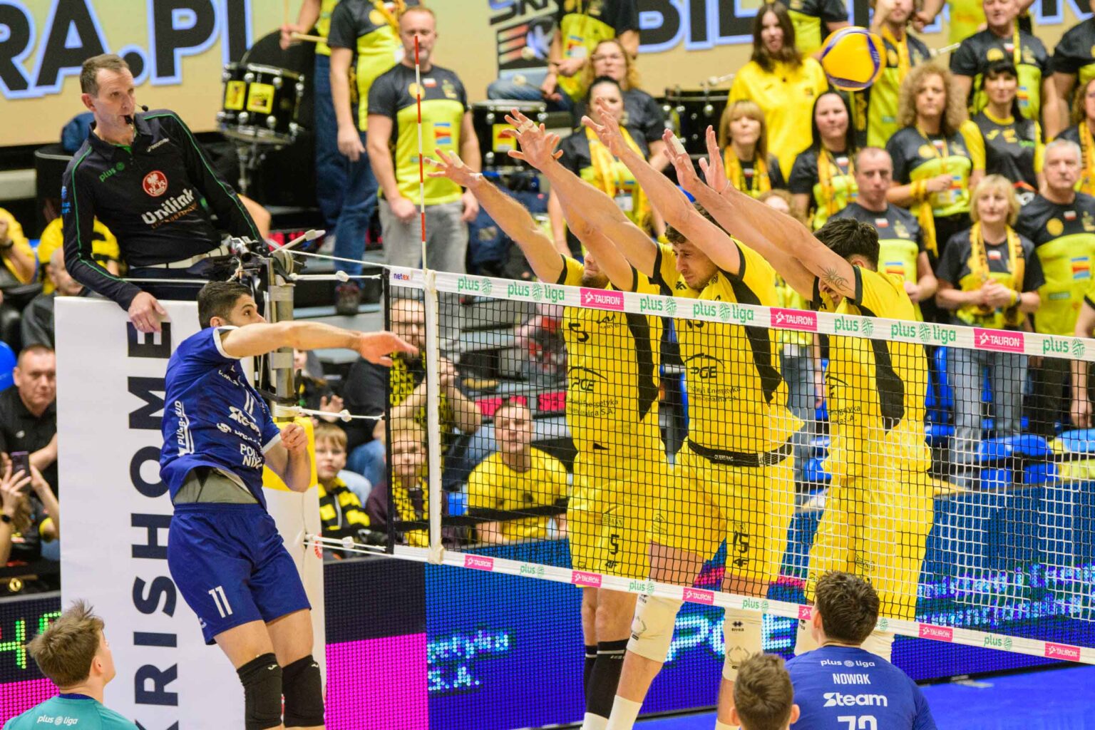 PGE Skra Bełchatów vs Hemarpol Politechnika Częstochowa fot Sebastian Szwajkowski_3 PGE Skra Belchatow vs Hemarpol Politechnika Czestochowa fot Sebastian Szwajkowski 3