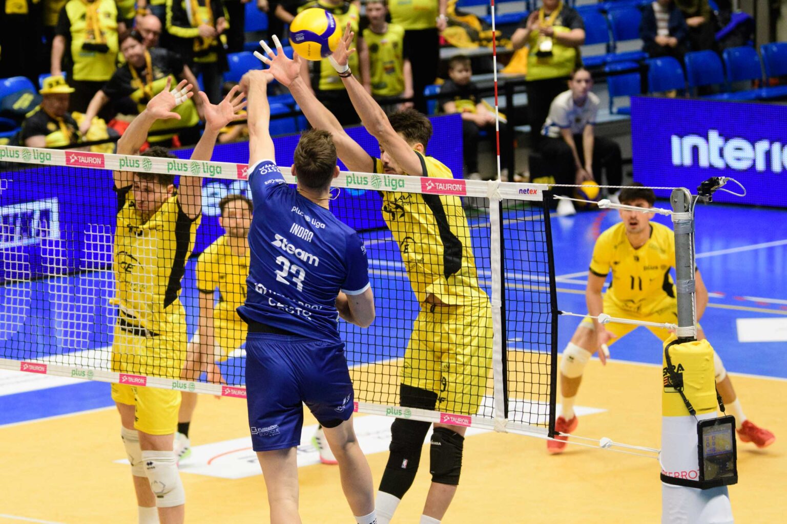 PGE Skra Bełchatów vs Hemarpol Politechnika Częstochowa fot Sebastian Szwajkowski_8 PGE Skra Belchatow vs Hemarpol Politechnika Czestochowa fot Sebastian Szwajkowski 8