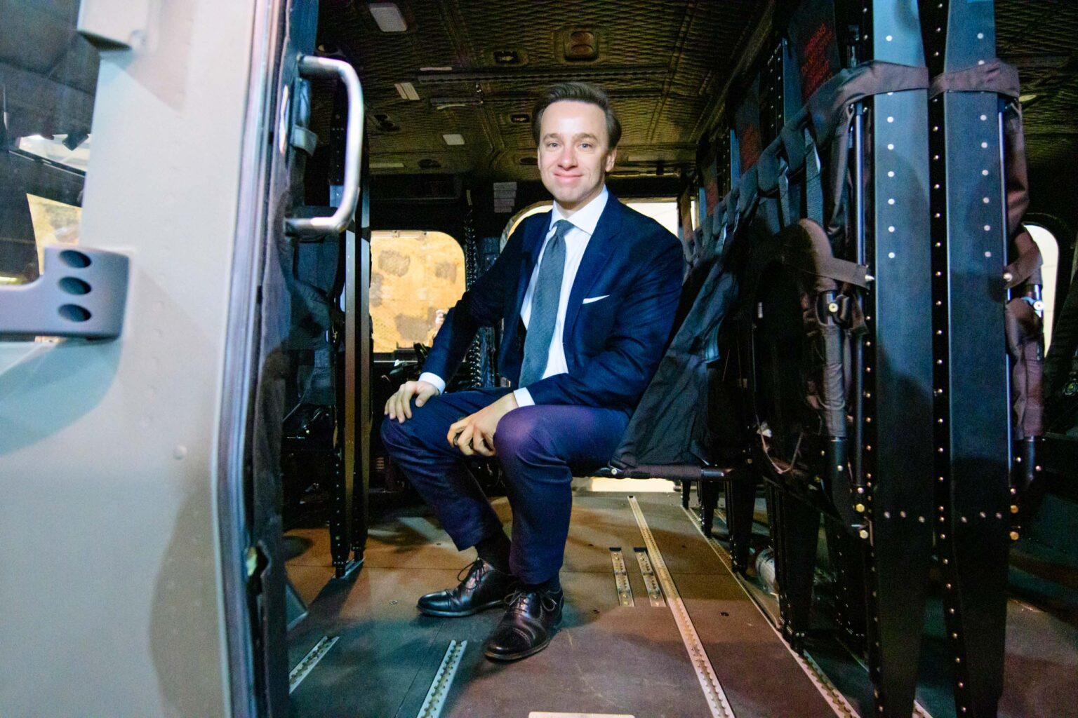 Pierwszy polski AW149 w bazie w Glinniku fot Sebastian Szwajkowski 21