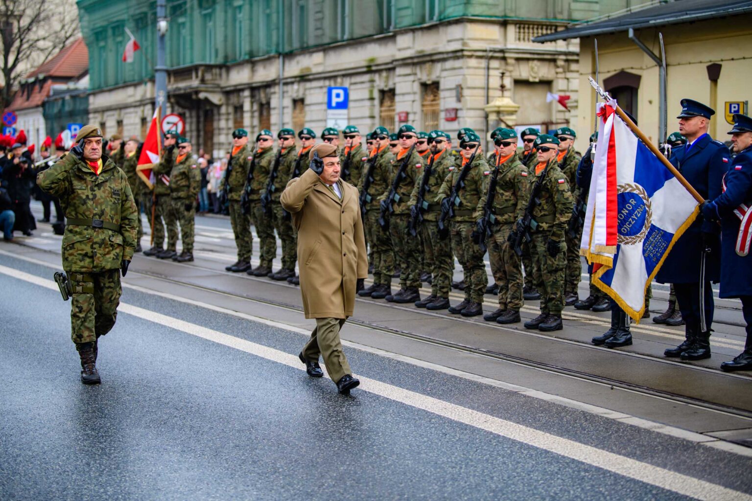 Swieto Niepodleglosci uroczystosci pod katedra fot Sebastian Szwajkowski 15