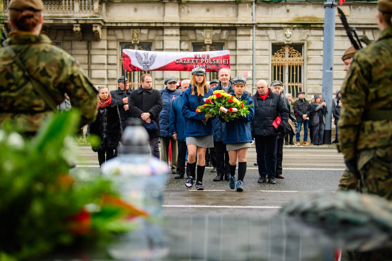 Swieto Niepodleglosci uroczystosci pod katedra fot Sebastian Szwajkowski 23