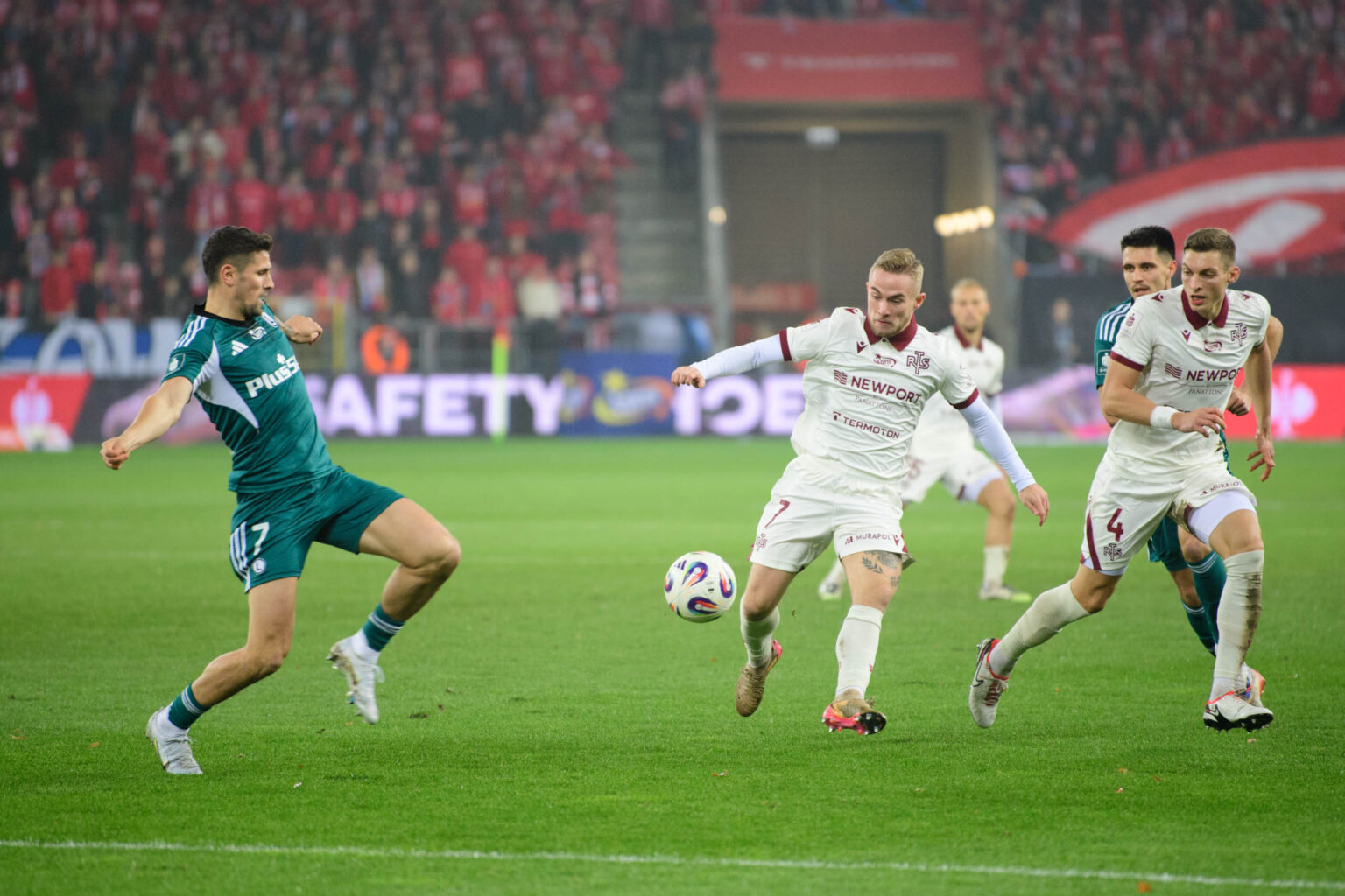 Widzew Łódź vs Legia Warszawa fot Sebastian Szwajkowski_8 Widzew Lodz vs Legia Warszawa fot Sebastian Szwajkowski 8 1