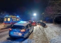 Groźny wypadek w Brzezinach. Zima dała o sobie znać nie tylko tam 3 Groźny wypadek w Brezinach. 4 osoby ranne, fot. KP PSP Brzeziny
