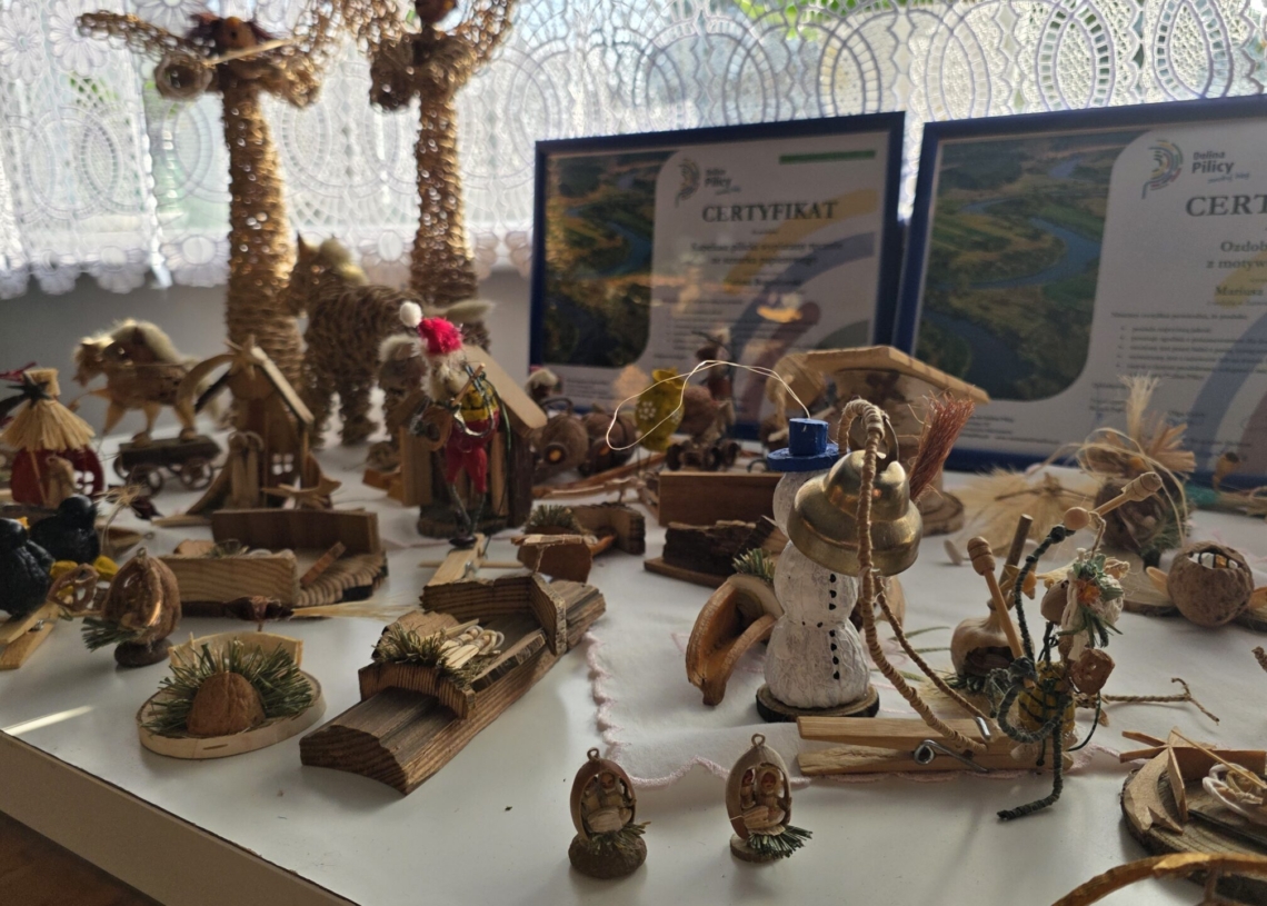 Miniaturowe szopki z naturalnych surowców