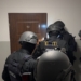 Obiecywali miłość, sprzedawali kobiety. Policja z Łodzi rozbiła gang „loverboyów”