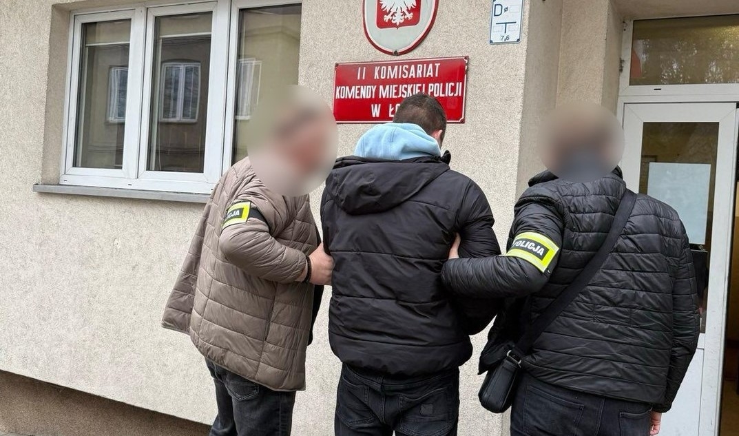 Sprzedawał nieletnim narkotyki na Teofilowie. Grozi mu 20 lat więzienia 1 Sprzedawał nieletnim narkotyki na Teofilowie. Grozi mu 20 lat więzienia, fot. Policja