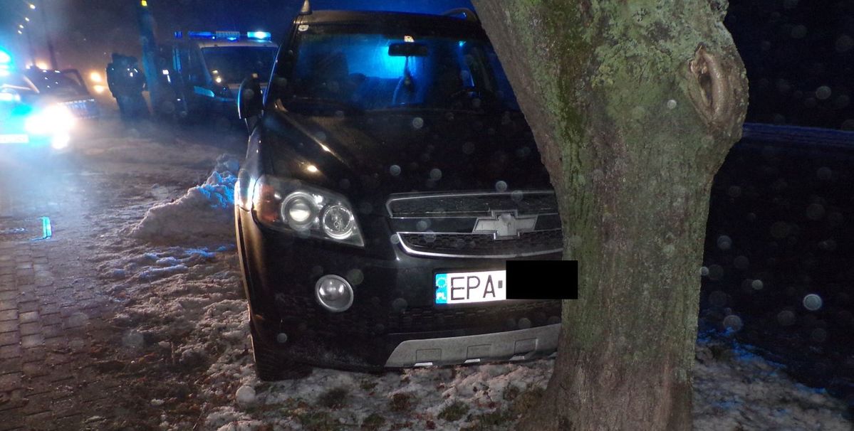 Coraz więcej drifterów na drogach w Łódzkiem. "Pomaga" w tym zimowa aura