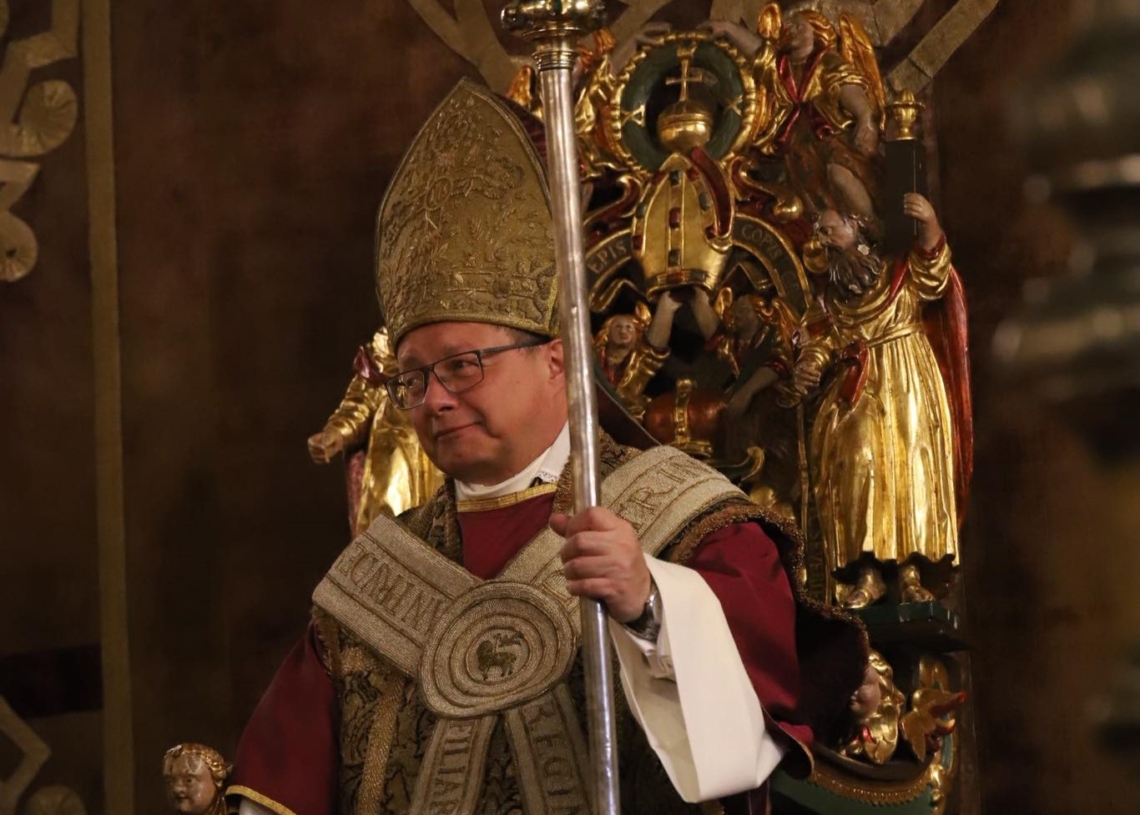 Kardynał Grzegorz Ryś przejął krakowski Kościół