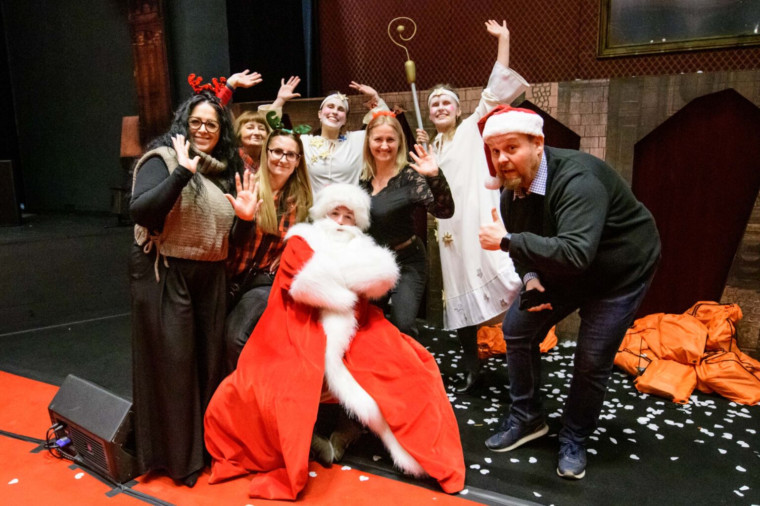 Gwiazdka Radia Lodz i przyjaciol w Teatrze Arlekin fot Sebastian Szwajkowski 27