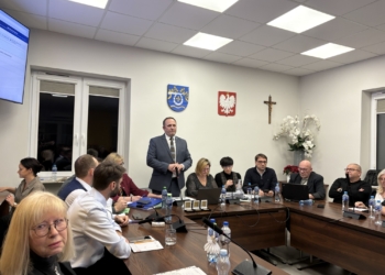 Centrum Bezpieczeństwa zamiast szkoły podstawowej w Wiączyniu Dolnym. Mieszkańcy protestują