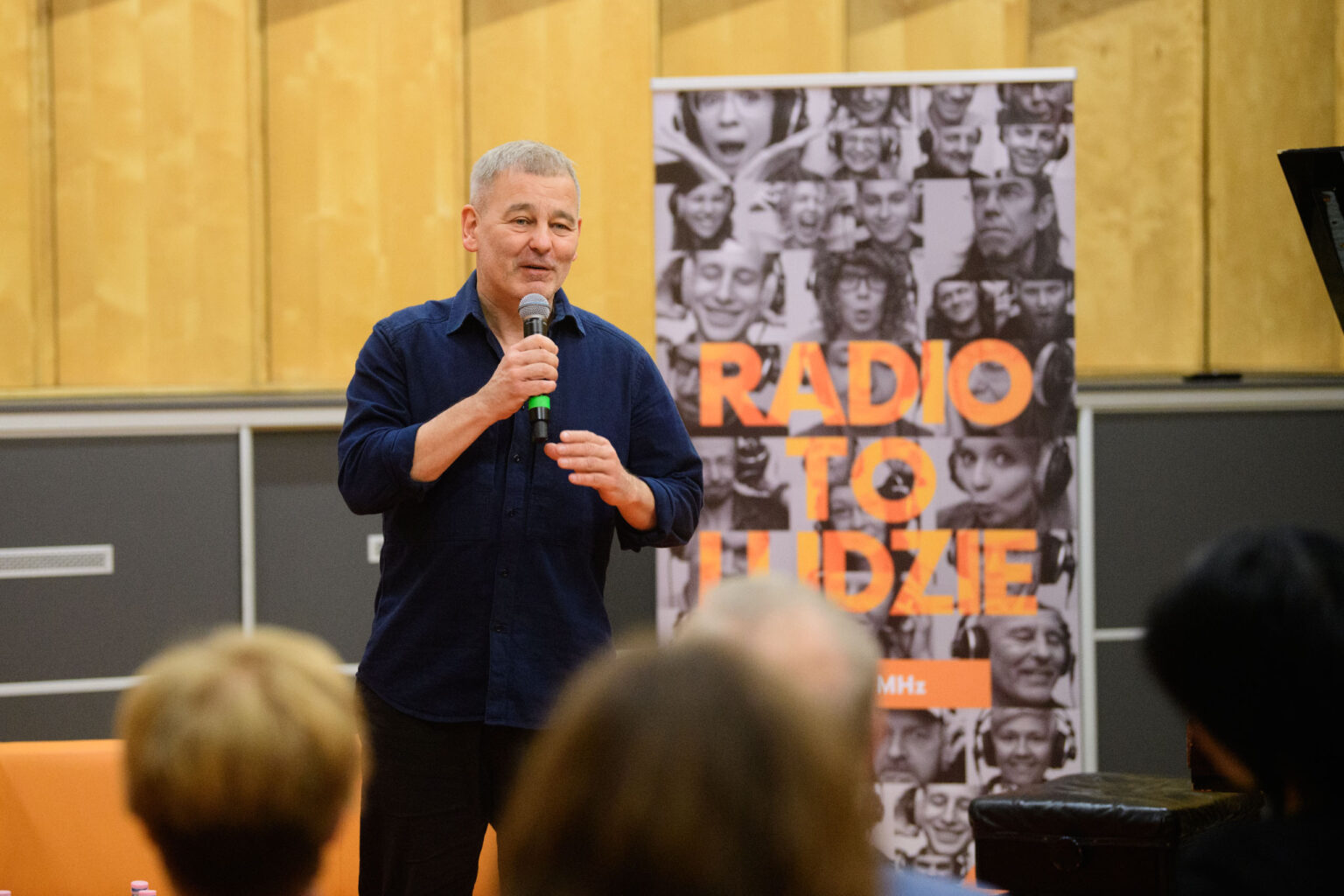 Leszek Mozdzer w Radiu Lodz fot Sebastian Szwajkowski 10