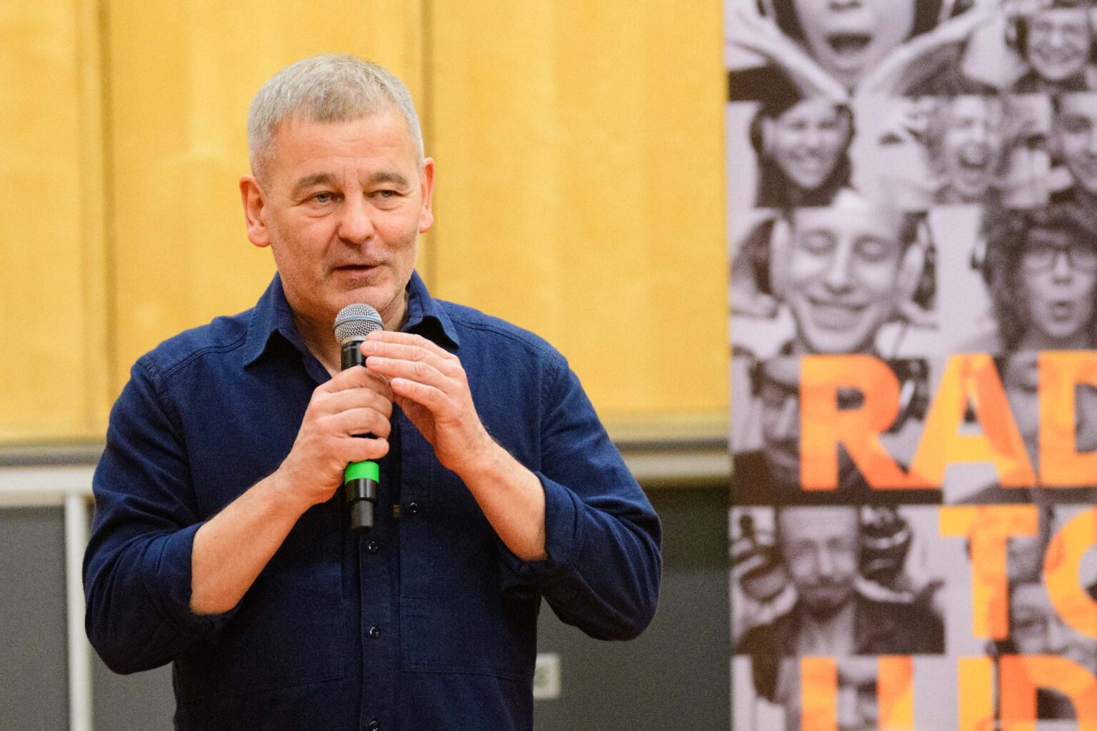 Leszek Mozdzer w Radiu Lodz fot Sebastian Szwajkowski 11