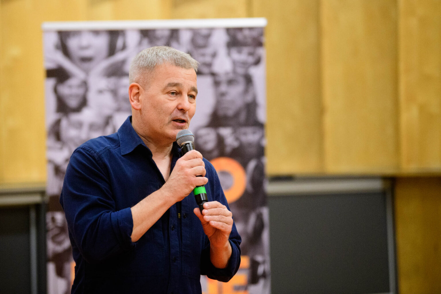 Leszek Mozdzer w Radiu Lodz fot Sebastian Szwajkowski 14