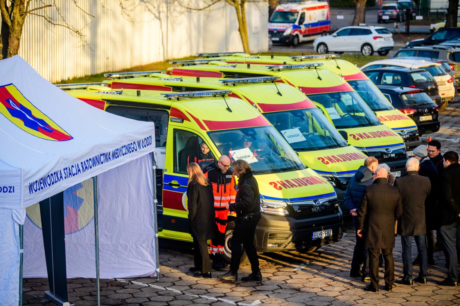 Przekazanie specjalistycznych ambulansow w WSRM fot Sebastian Szwajkowski 25