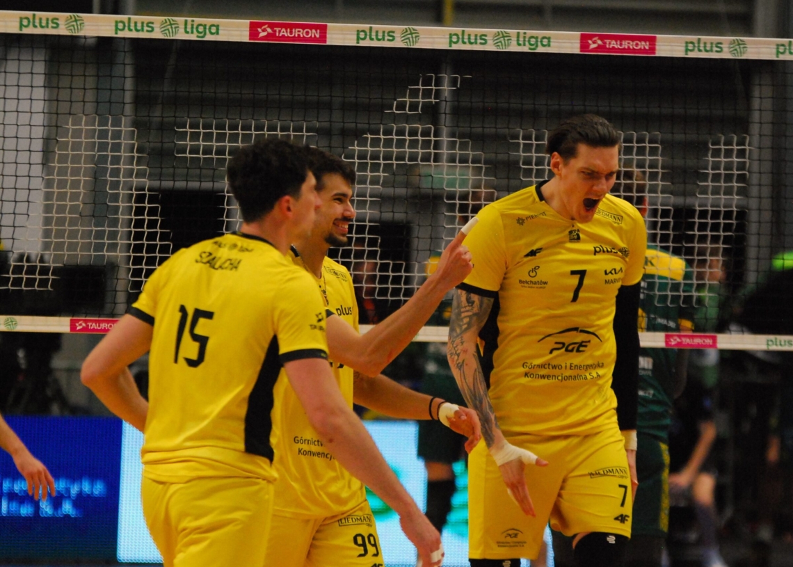 Lider pokonany w Bełchatowie. PGE GiEK Skra wygrała po raz siódmy w sezonie