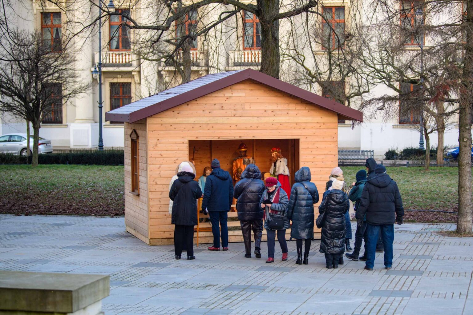 Szopka przed katedra w Lodzi fot Sebastian Szwajkowski 7
