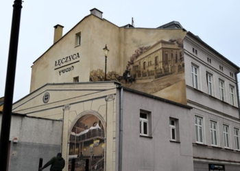 Łęczyca przywraca historię miasta. Powstał mural upamiętniający Wielką Synagogę