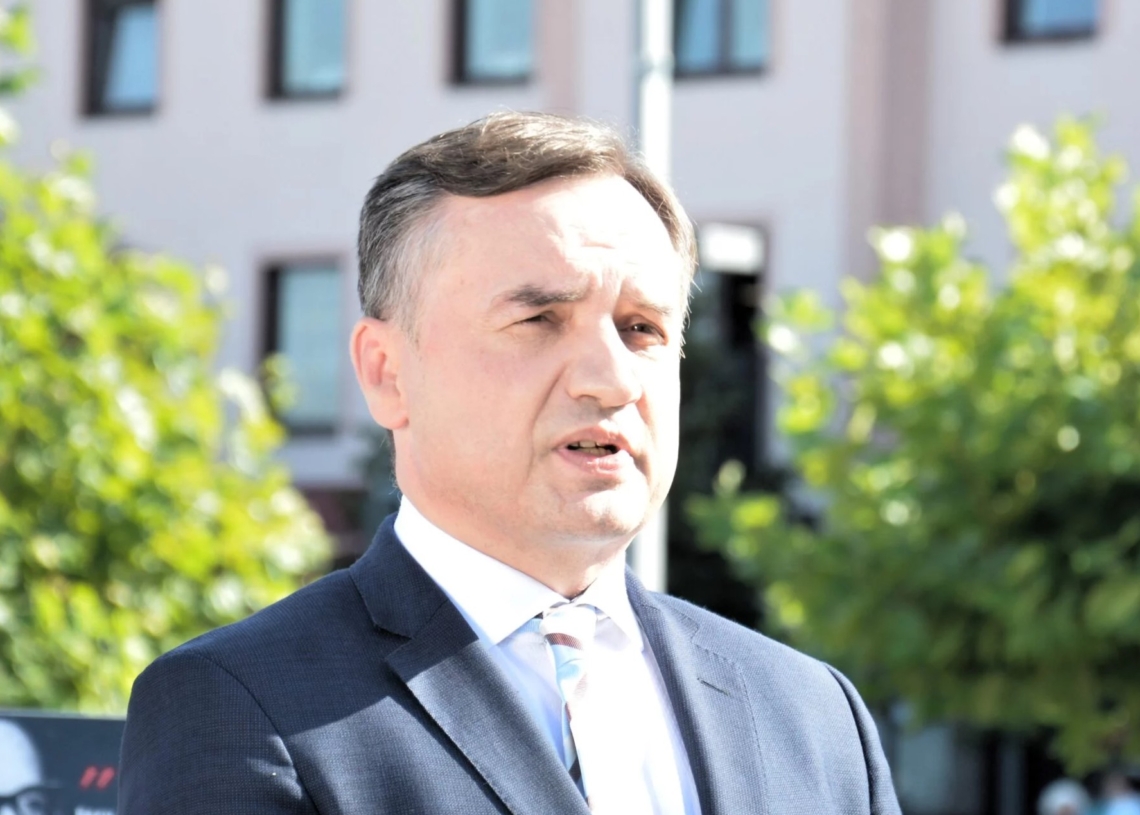 Jest decyzja rawskiego sądu. Nieruchomości Zbigniewa Ziobry zostały obciążone przymusową hipoteką