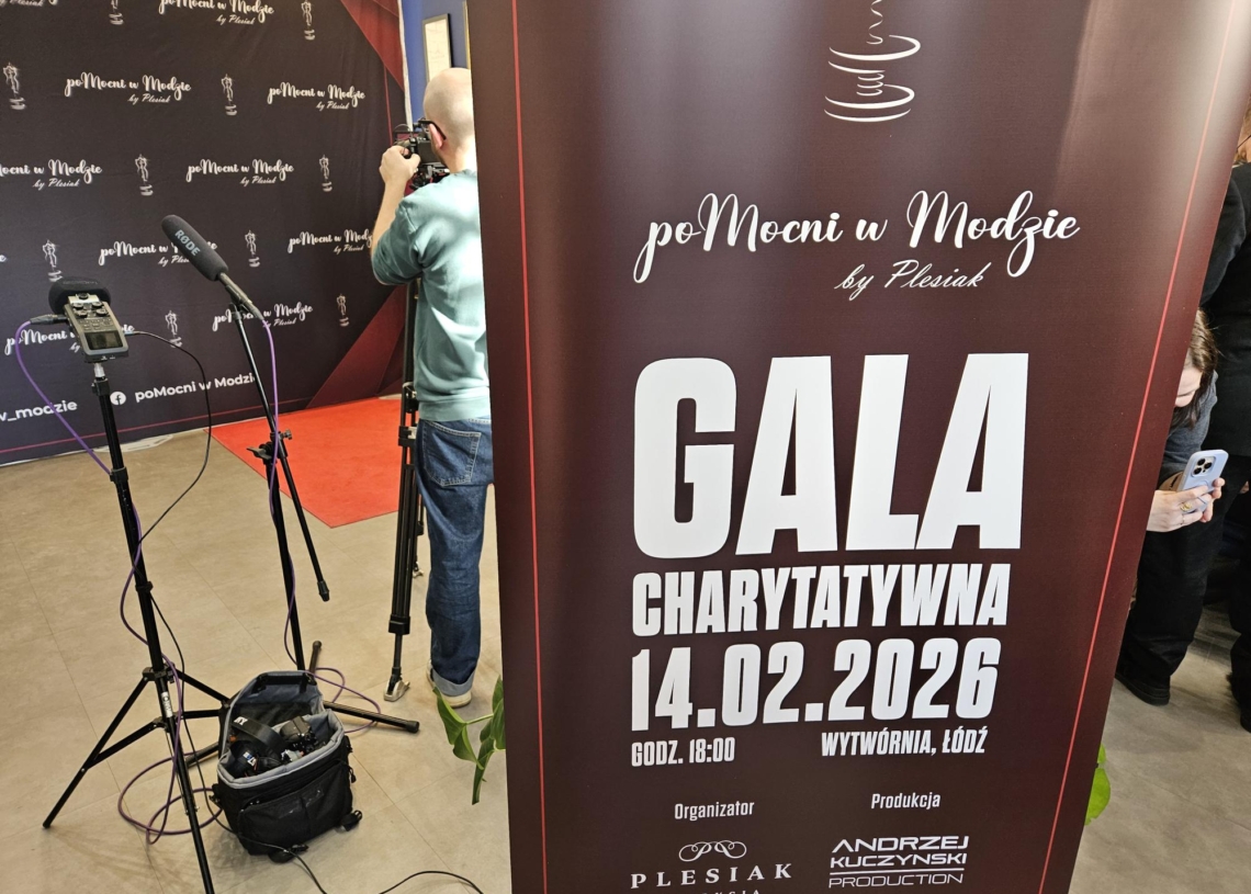 Przemysł modowy działa na rzecz potrzebujących. Gala "poMocni w Modzie"