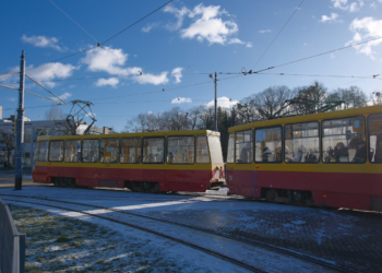 Remont ważnego torowiska Zima opóźnia kolejne drogowe i tramwajowe inwestycje w Łodzi