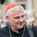 Kardynał Konrad Krajewski odznaczony przez prezydenta Ukrainy Wołodymyra Zełenskiego 11 Kardynał Konrad Krajewski odznaczony przez prezydenta Ukrainy Wołodymyra Zełenskiego