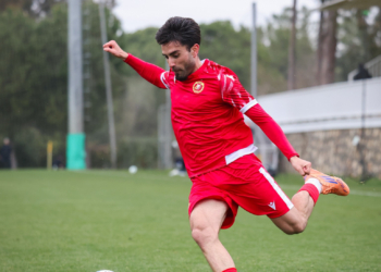 Fran Alvarez jak Marek Citko w Lidze Mistrzów. Widzew lepszy od Banika