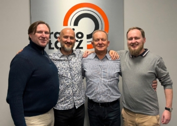 Spacer męski | Radio Nocą