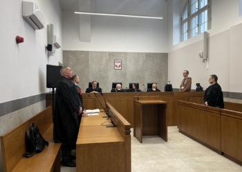 Miał przygnieść ofiarę do drzewa i po niej przejechać. Uchylono wyrok w sprawie głośnego zabójstwa w Łodzi