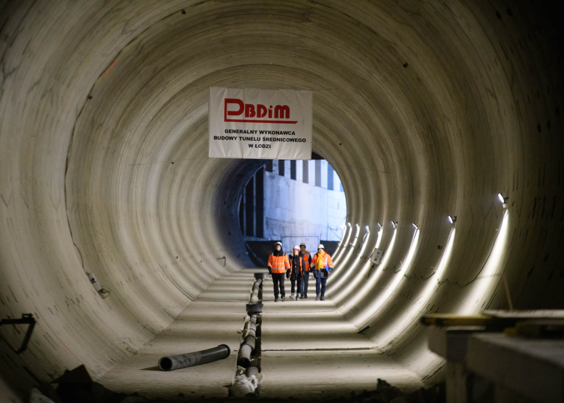 Kolejny etap sporu między byłym wykonawcą tunelu średnicowego a PKP PLK. Pół miliarda złotych kar 1 Budowa tunelu Styczen 2026 fot Sebastian Szwajkowski 7