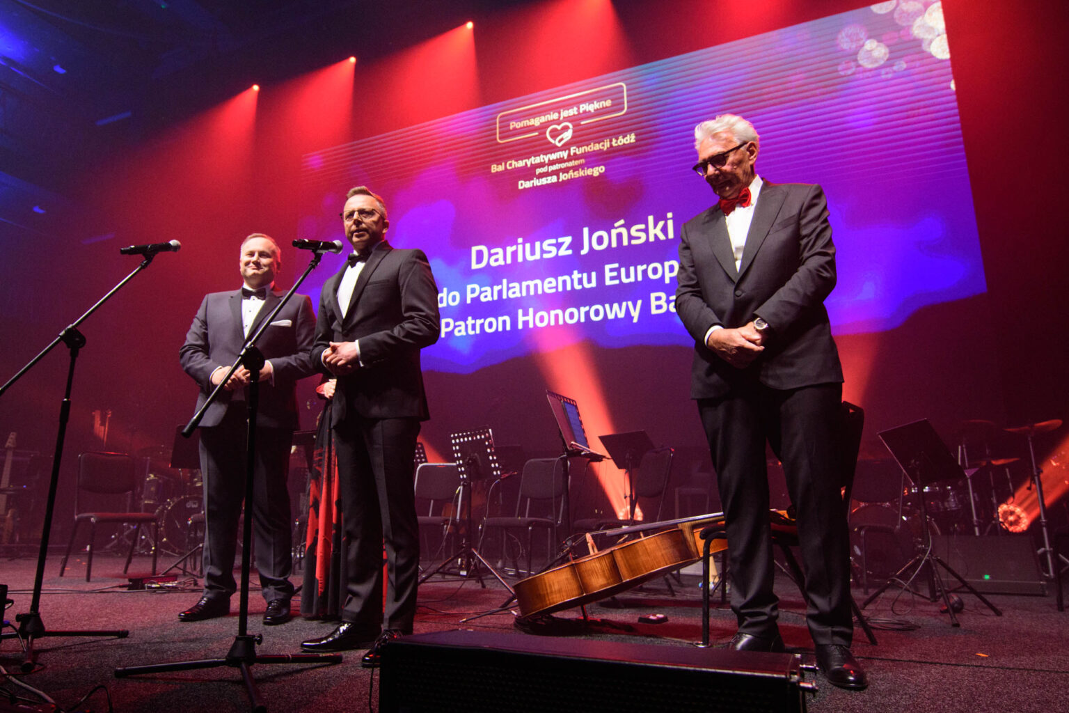 II Bal Charytatywny Pomaganie jest Piekne fot Sebastian Szwajkowski 25