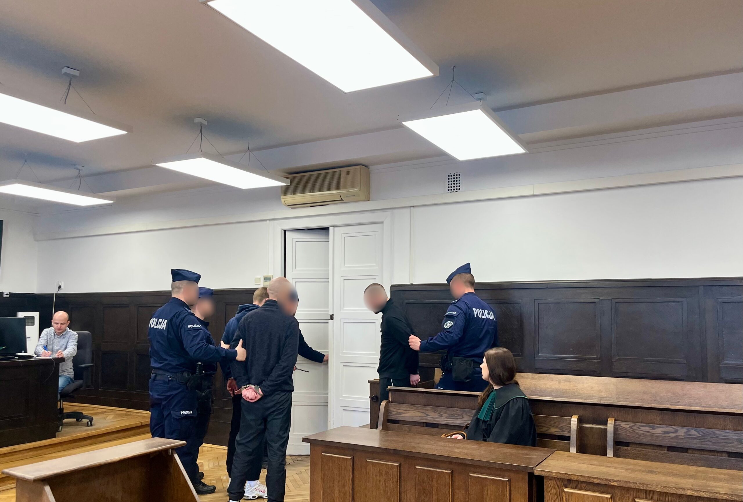 Brutalne pobicie i porwanie w Krośniewicach. Jest wyrok sądu 2 Brutalne pobicie i porwanie w Krośniewicach. Jest wyrok sądu