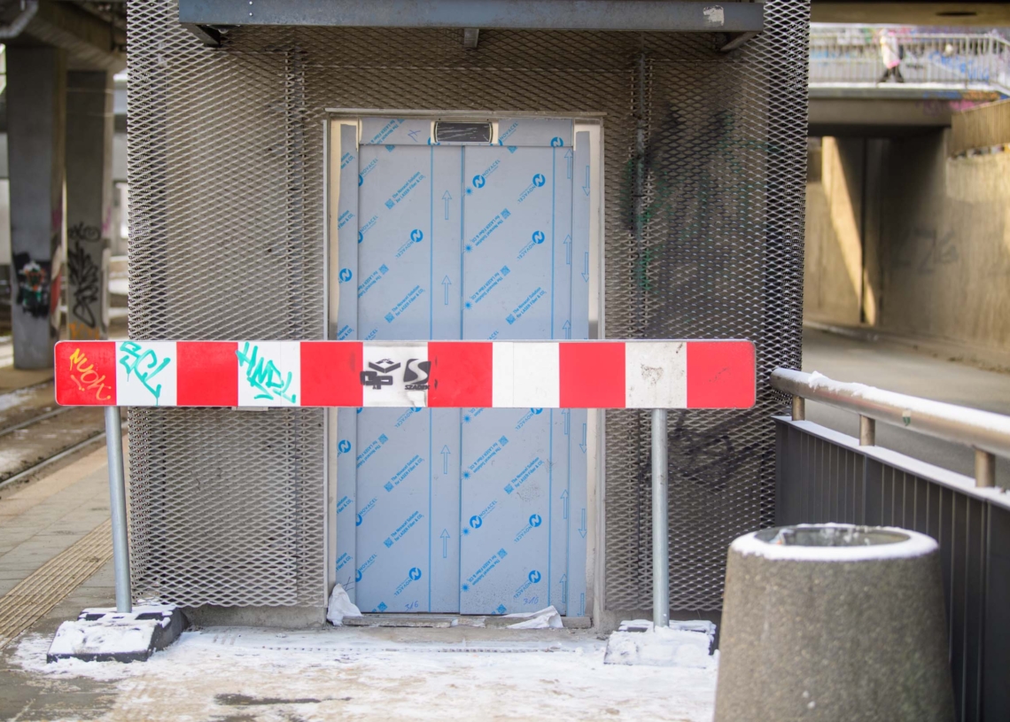 Przy szpitalu WAM nadal nie działają windy