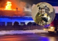 Uratował kota z płonącego domu. Internauci zachwyceni postawą strażaka OSP Ujazd 4 Uratował kota z płonącego domu. Internauci zachwyceni postawą strażaka OSP Ujazd