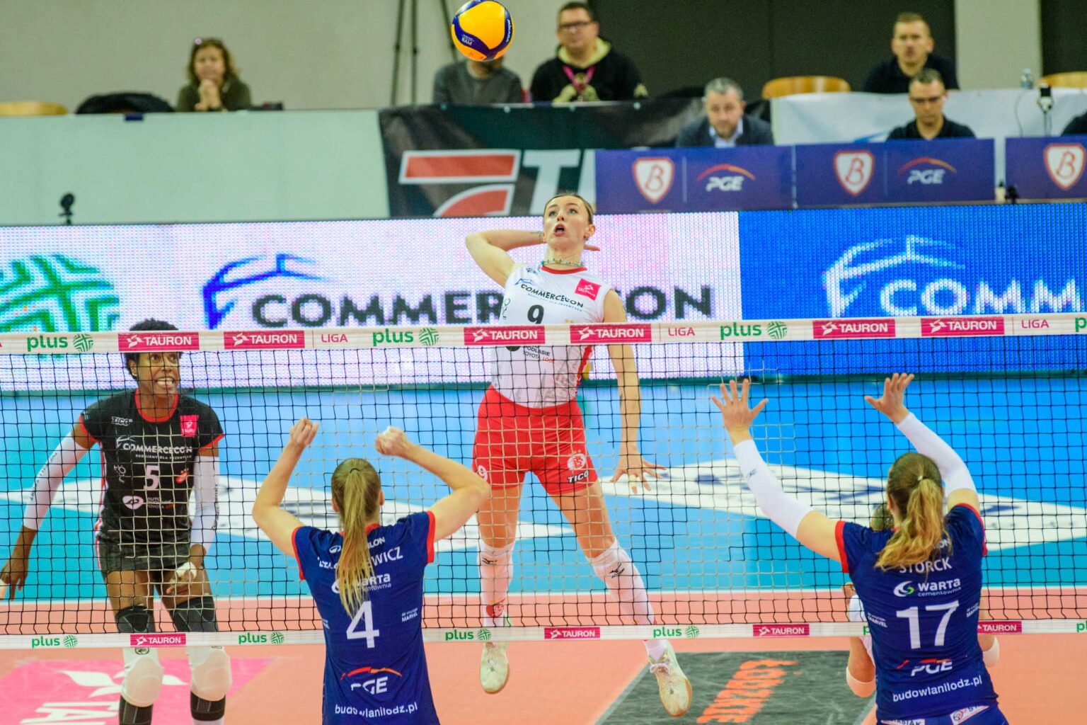 Puchar Polski Derby Lodzi LKS Commercecon vs Grot Budowlani fot Sebastian Szwajkowski 1